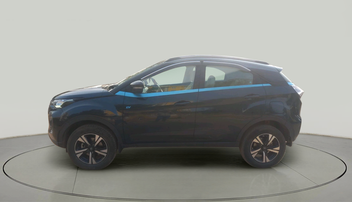 2022 Tata NEXON EV XZ PLUS LUX, Electric, Automatic, 88,396 km, exterior