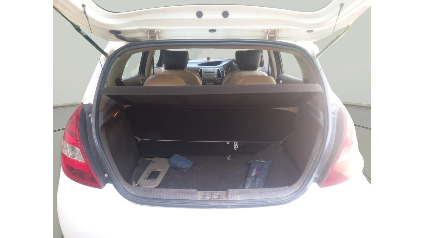 2011 Hyundai i20 MAGNA 1.4 CRDI, Diesel, Manual, 1,97,946 km, exterior