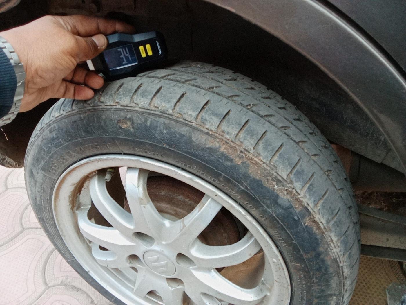 2012 Maruti Wagon R 1.0 VXI, Petrol, Manual, 52,018 km, tyre