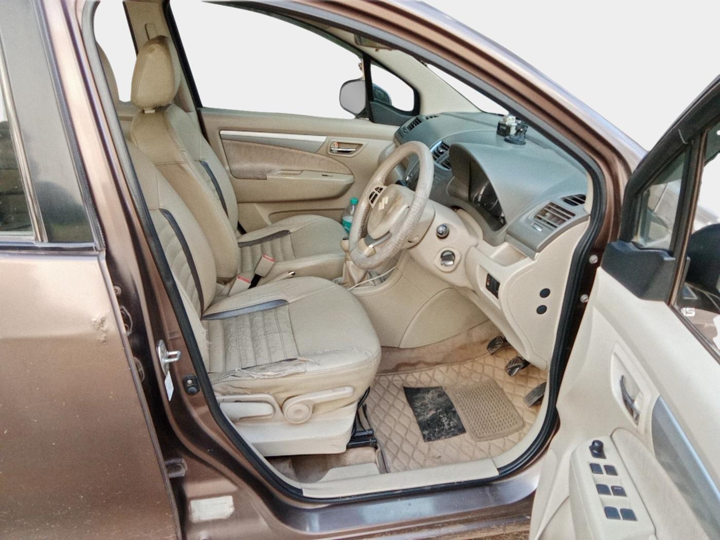 2012 Maruti Ertiga ZDI, Diesel, Manual, 1,58,626 km, interior