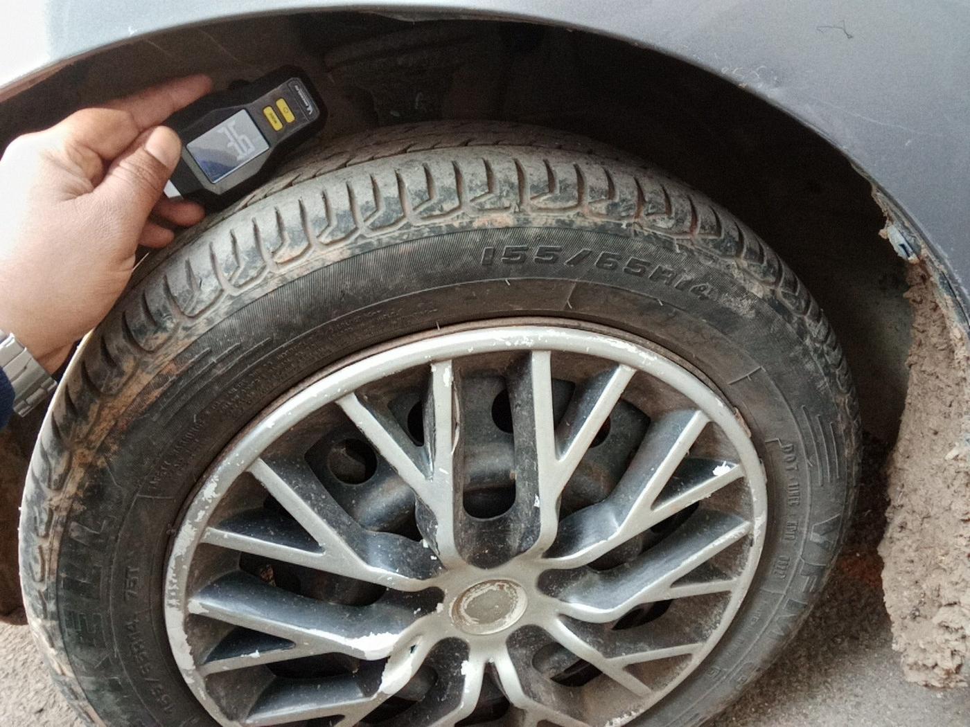 2012 Maruti Wagon R 1.0 VXI, Petrol, Manual, 96,929 km, tyre