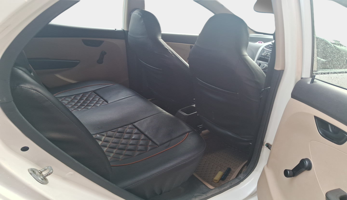 2016 Hyundai Eon ERA +, Petrol, Manual, 94,997 km, interior