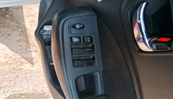 2022 Maruti Swift VXI CNG, CNG, Manual, 59,292 km, interior