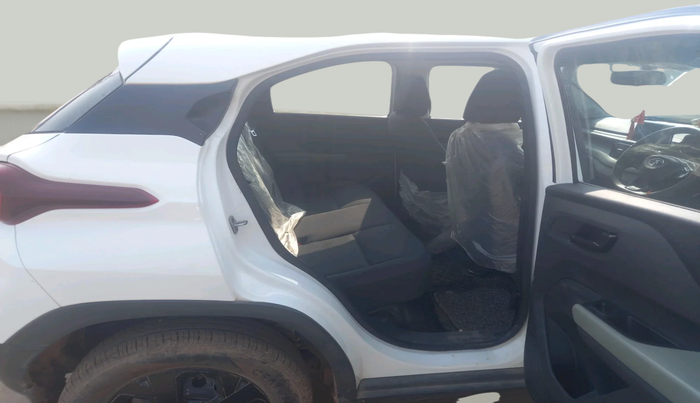 2023 Tata PUNCH ADVENTURE MT, Petrol, Manual, 17,874 km, interior