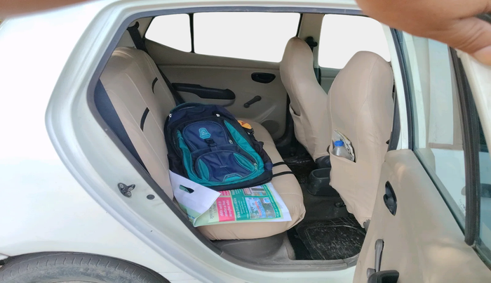 2013 Hyundai i10 ERA 1.1, Petrol, Manual, 83,600 km, interior