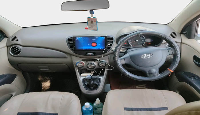 2013 Hyundai i10 ERA 1.1, Petrol, Manual, 83,600 km, interior