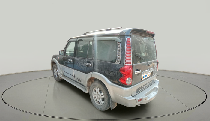 2014 Mahindra Scorpio VLX 2WD AIRBAG BS-III, Diesel, Manual, 1,22,781 km, exterior
