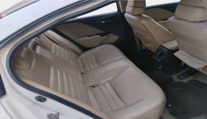 2014 Honda City 1.5L I-DTEC V, Diesel, Manual, 1,66,184 km, interior