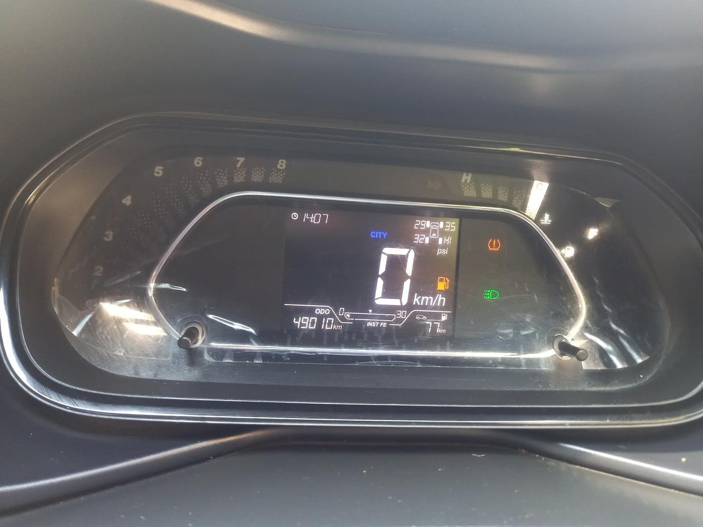 2023 Tata NEXON XZ PLUS SUNROOF DARK DIESEL, Diesel, Manual, 49,010 km, interior