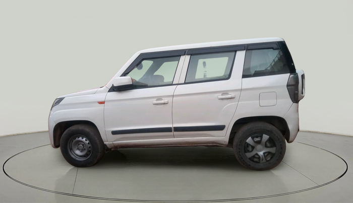 2019 Mahindra TUV300 T4 PLUS, Diesel, Manual, 82,845 km, exterior