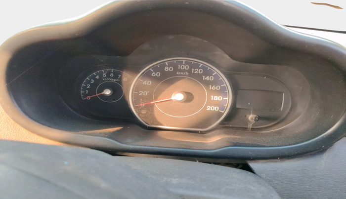 2011 Hyundai i10 MAGNA 1.1, Petrol, Manual, 1,89,398 km, interior