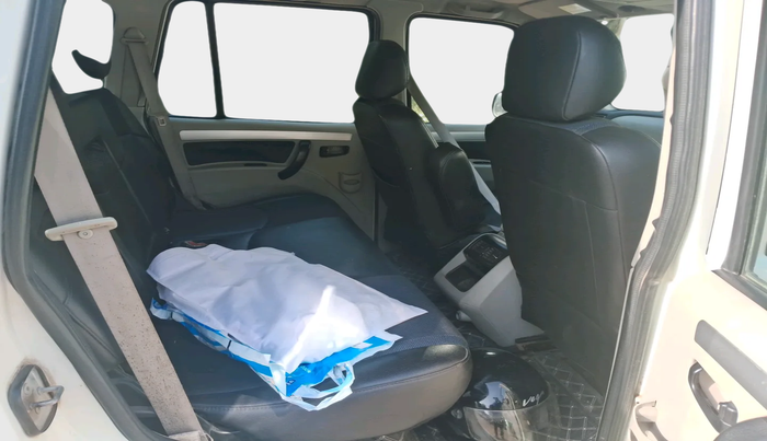 2019 Mahindra Scorpio S11 2WD, Diesel, Manual, 2,05,117 km, interior