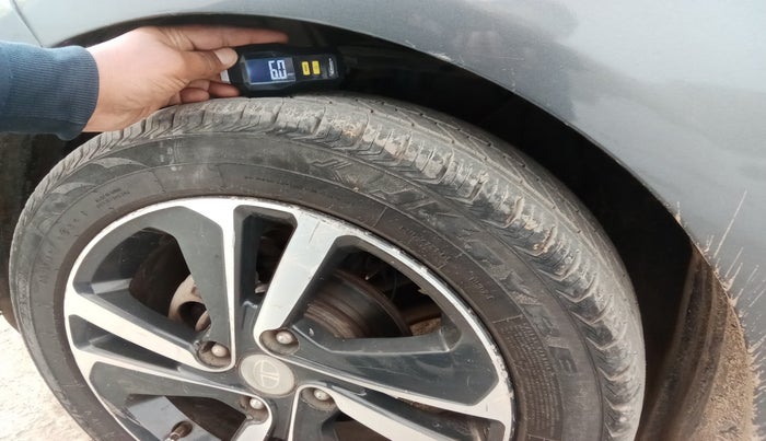 2021 Tata ALTROZ XZ PETROL, Petrol, Manual, 84,494 km, tyre