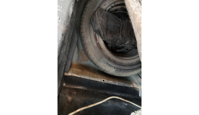 2021 Tata ALTROZ XZ PETROL, Petrol, Manual, 84,494 km, tyre