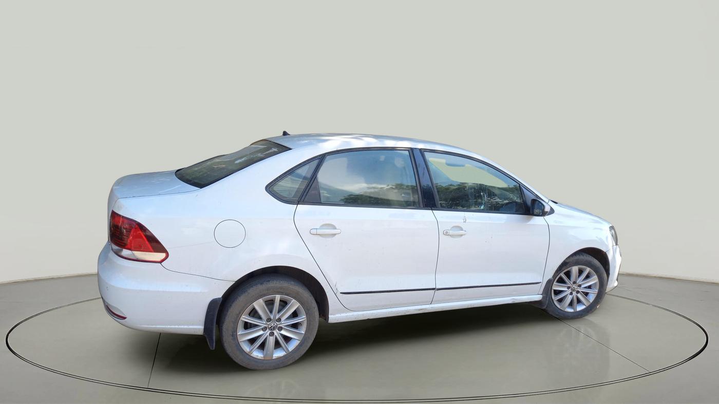 2016 Volkswagen Vento HIGHLINE 1.5 AT, Diesel, Automatic, 1,90,925 km, exterior