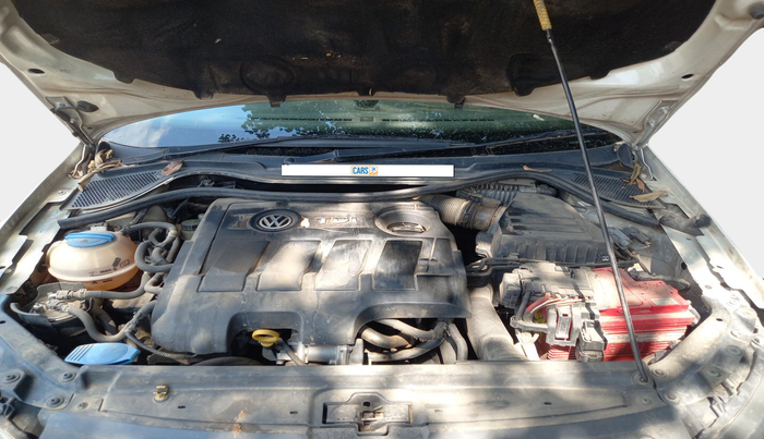 2016 Volkswagen Vento HIGHLINE 1.5 AT, Diesel, Automatic, 1,91,101 km, exterior