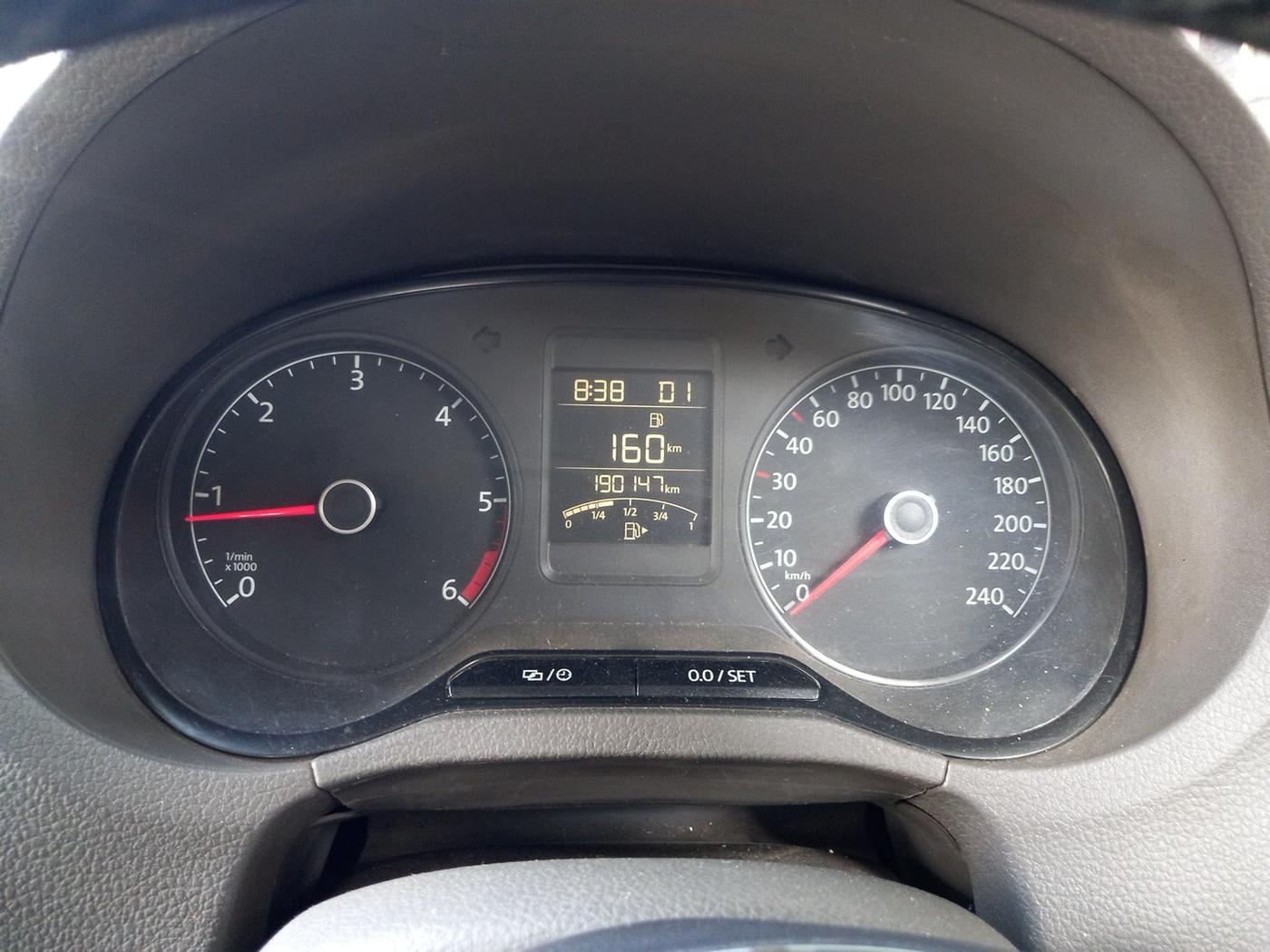 2016 Volkswagen Vento HIGHLINE 1.5 AT, Diesel, Automatic, 1,90,925 km, interior