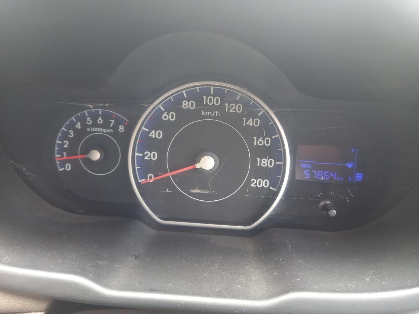 2013 Hyundai i10 MAGNA 1.2, Petrol, Manual, 57,900 km, interior