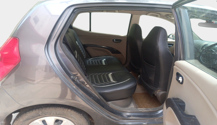 2013 Hyundai i10 MAGNA 1.2, Petrol, Manual, 57,864 km, interior
