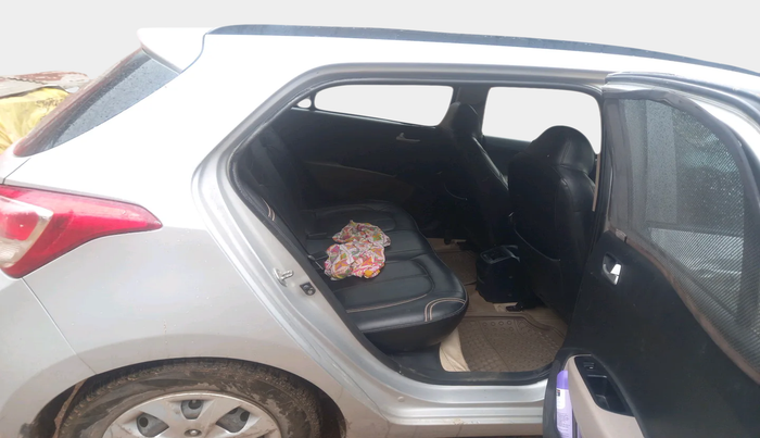 2016 Hyundai Grand i10 SPORTZ 1.1 CRDI, Diesel, Manual, 1,08,993 km, interior