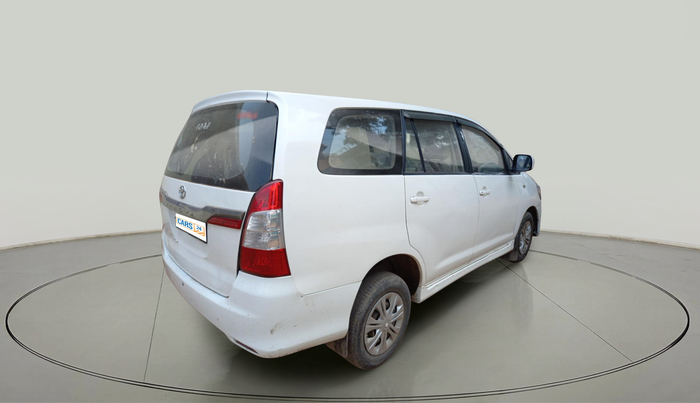 2012 Toyota Innova 2.5 G 8 STR, Diesel, Manual, 4,46,925 km, exterior