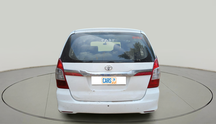 2012 Toyota Innova 2.5 G 8 STR, Diesel, Manual, 4,46,925 km, exterior