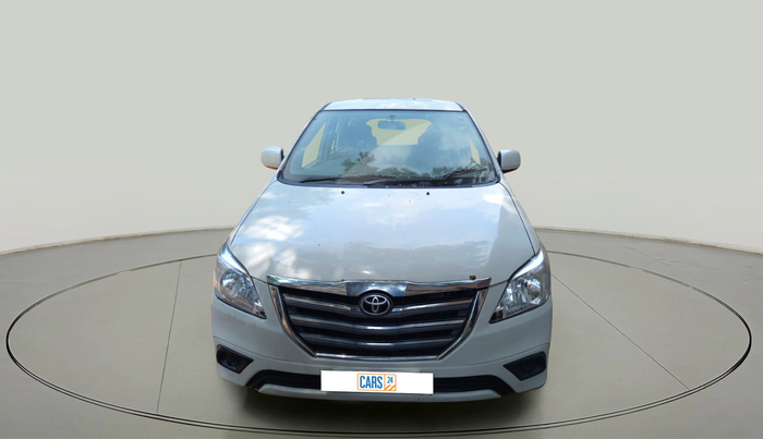 2012 Toyota Innova 2.5 G 8 STR, Diesel, Manual, 4,46,925 km, exterior
