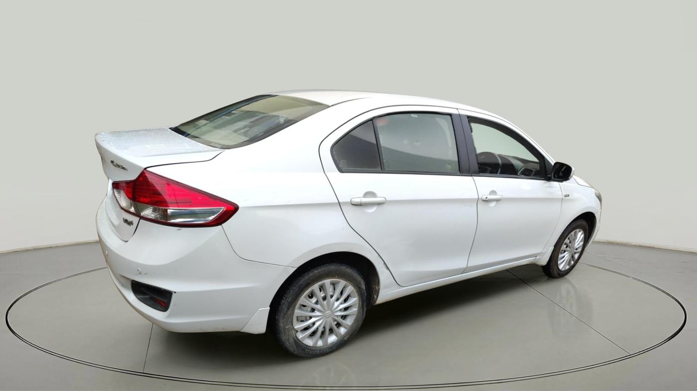 2015 Maruti Ciaz VDI +, Diesel, Manual, 1,37,961 km, exterior