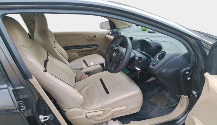 2015 Honda Amaze 1.5L I-DTEC S, Diesel, Manual, 1,02,538 km, interior