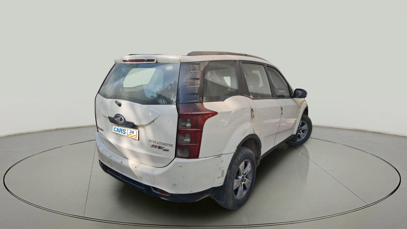 2012 Mahindra XUV500 W8, Diesel, Manual, 2,03,800 km, exterior