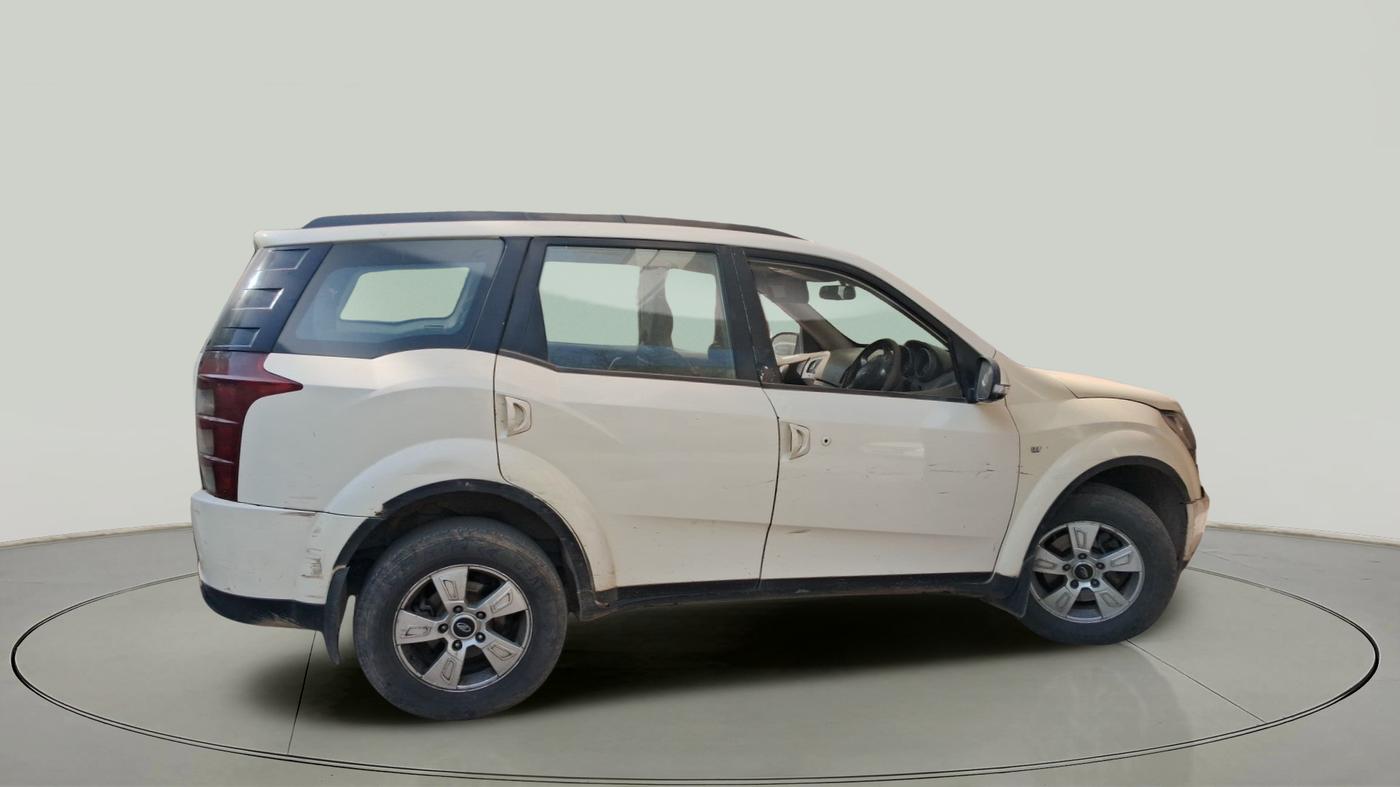 2012 Mahindra XUV500 W8, Diesel, Manual, 2,03,800 km, exterior