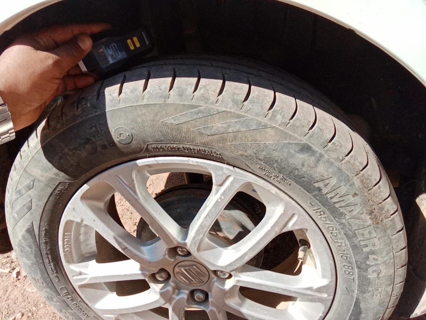 2019 Maruti Swift ZDI, Diesel, Manual, 1,33,095 km, tyre