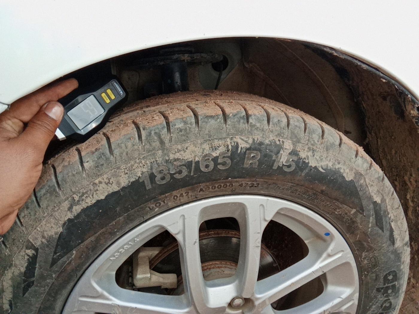 2019 Maruti Swift ZDI, Diesel, Manual, 1,33,095 km, tyre
