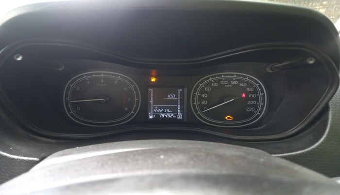 2022 Maruti Vitara Brezza VXI, Petrol, Manual, 19,452 km, interior