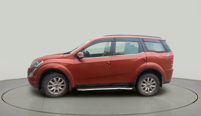 2015 Mahindra XUV500 W10, Diesel, Manual, 95,346 km, exterior