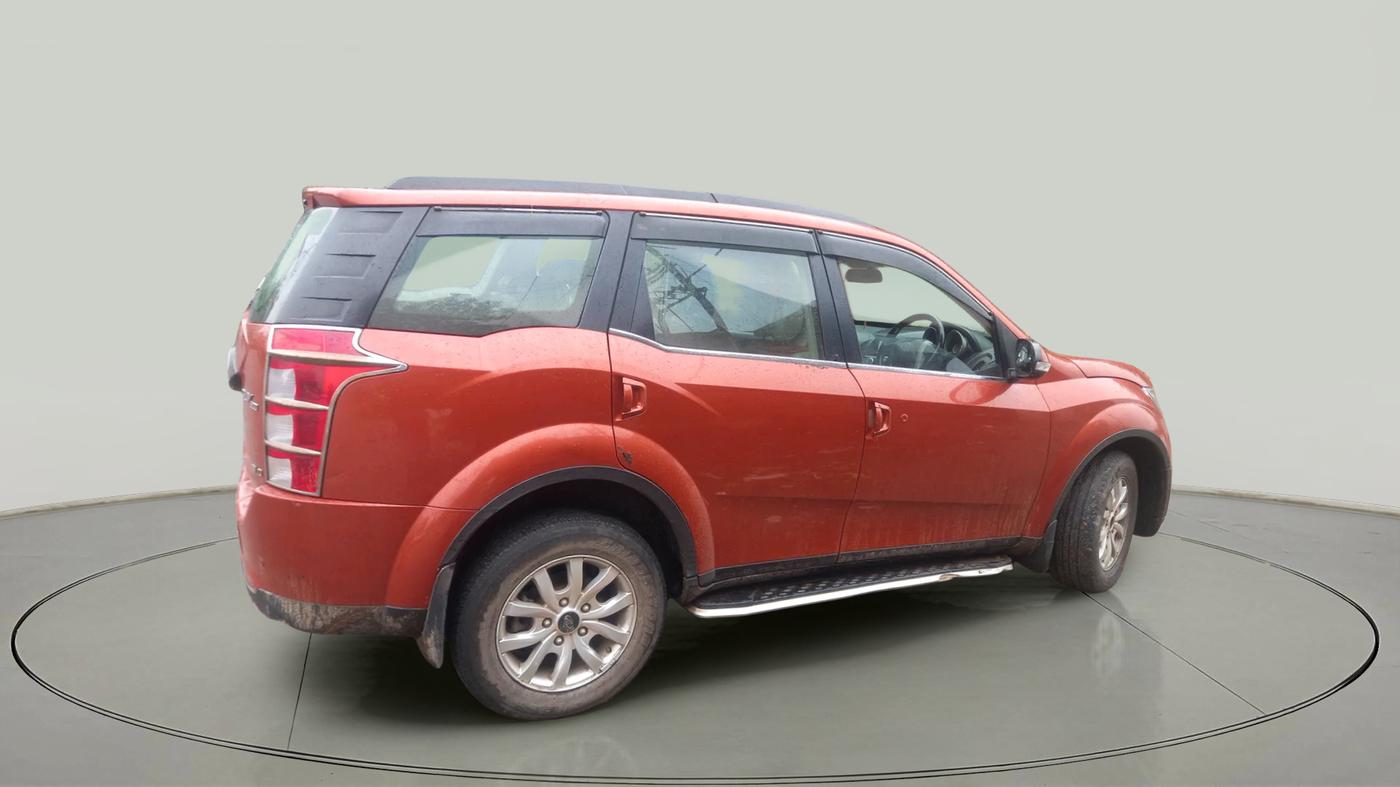 2015 Mahindra XUV500 W10, Diesel, Manual, 97,000 km, exterior