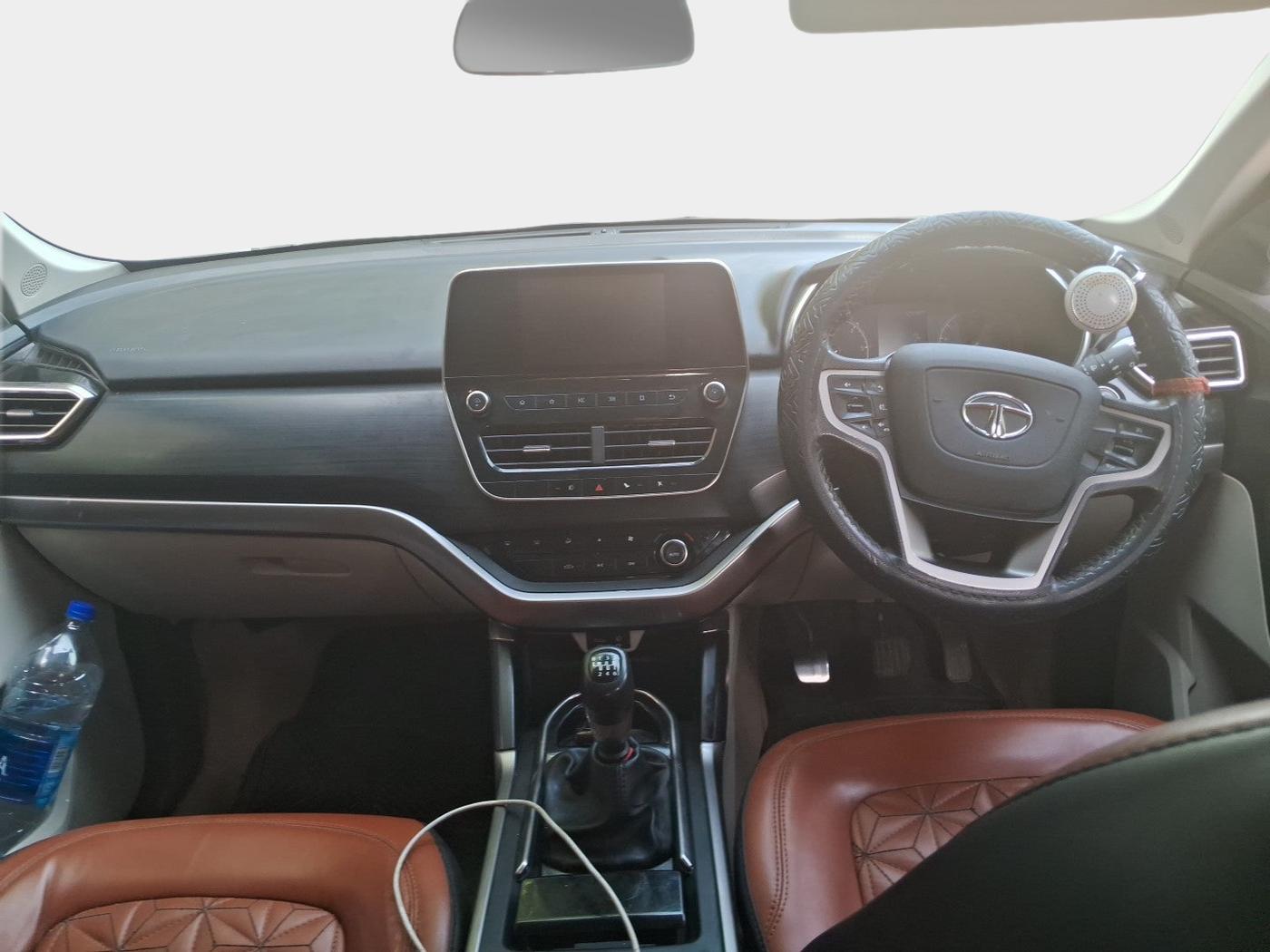 2021 Tata Safari XT PLUS, Diesel, Manual, 1,23,549 km, interior