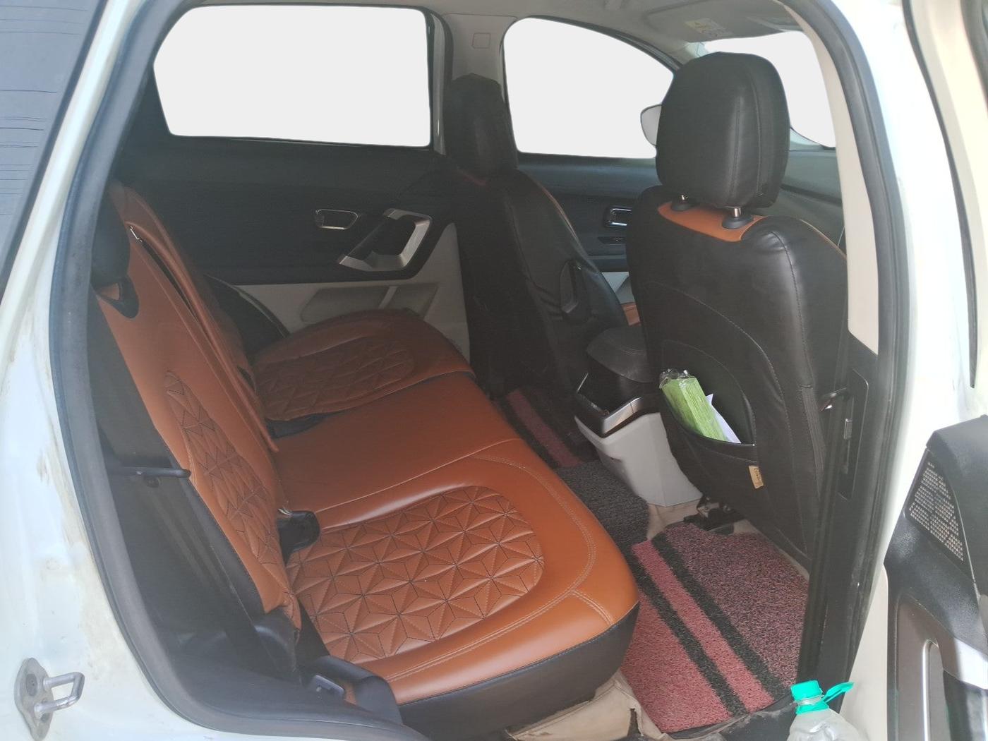 2021 Tata Safari XT PLUS, Diesel, Manual, 1,23,549 km, interior