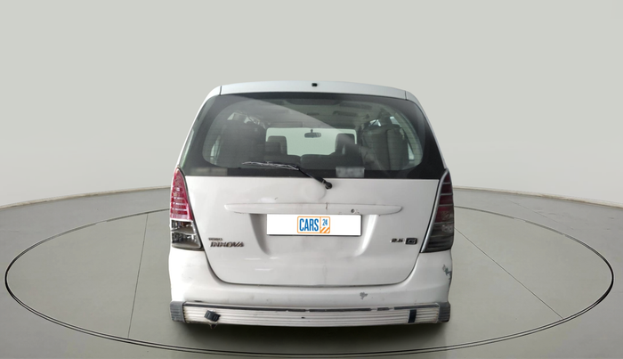 2011 Toyota Innova 2.5 G4 8 STR, Diesel, Manual, 1,86,849 km, exterior