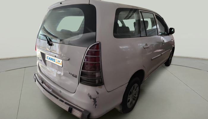 2011 Toyota Innova 2.5 G4 8 STR, Diesel, Manual, 1,86,849 km, exterior