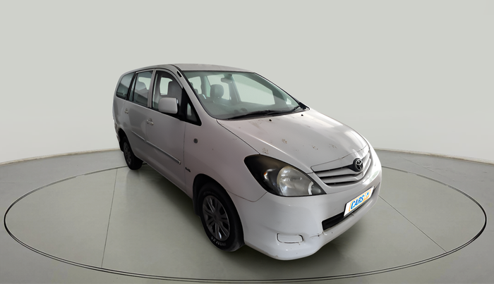 2011 Toyota Innova 2.5 G4 8 STR, Diesel, Manual, 1,86,849 km, exterior