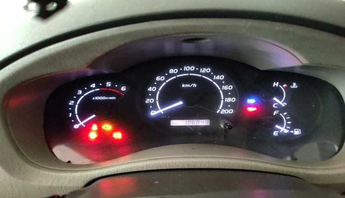 2011 Toyota Innova 2.5 G4 8 STR, Diesel, Manual, 1,86,849 km, interior