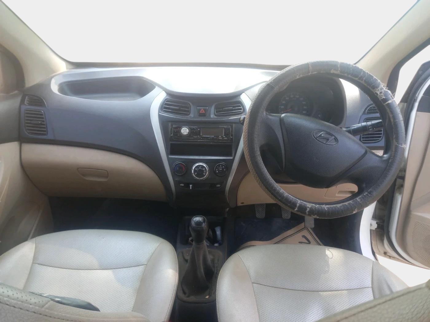 2018 Hyundai Eon ERA +, Petrol, Manual, 52,481 km, interior