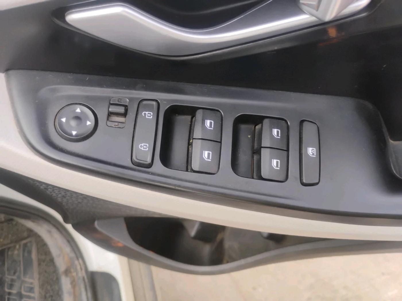 2022 Hyundai Creta S 1.5 PETROL, Petrol, Manual, 35,100 km, interior