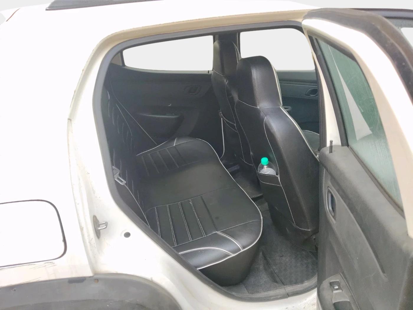 2020 Renault Kwid RXT 1.0 AMT (O), CNG, Automatic, 46,093 km, interior