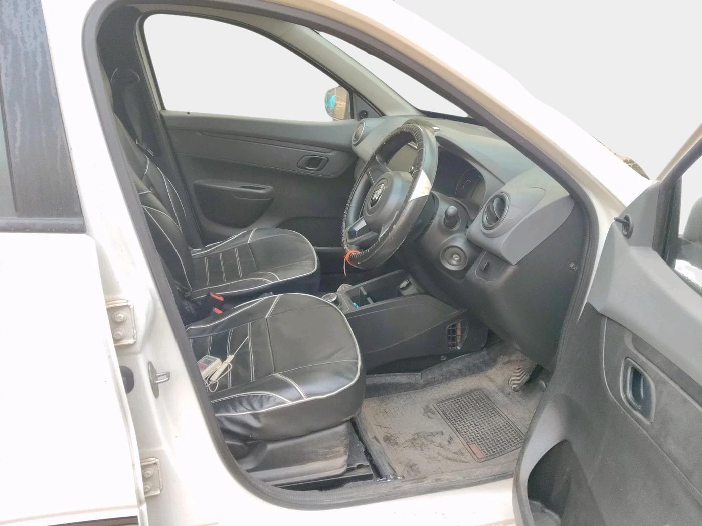 2020 Renault Kwid RXT 1.0 AMT (O), CNG, Automatic, 46,093 km, interior