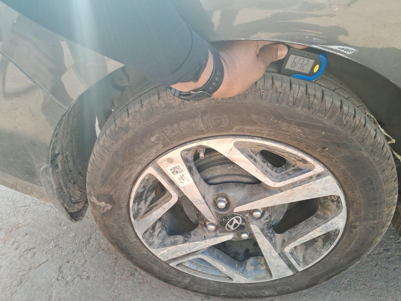 2023 Hyundai AURA SX 1.2 CNG, Petrol, Manual, 45,858 km, tyre