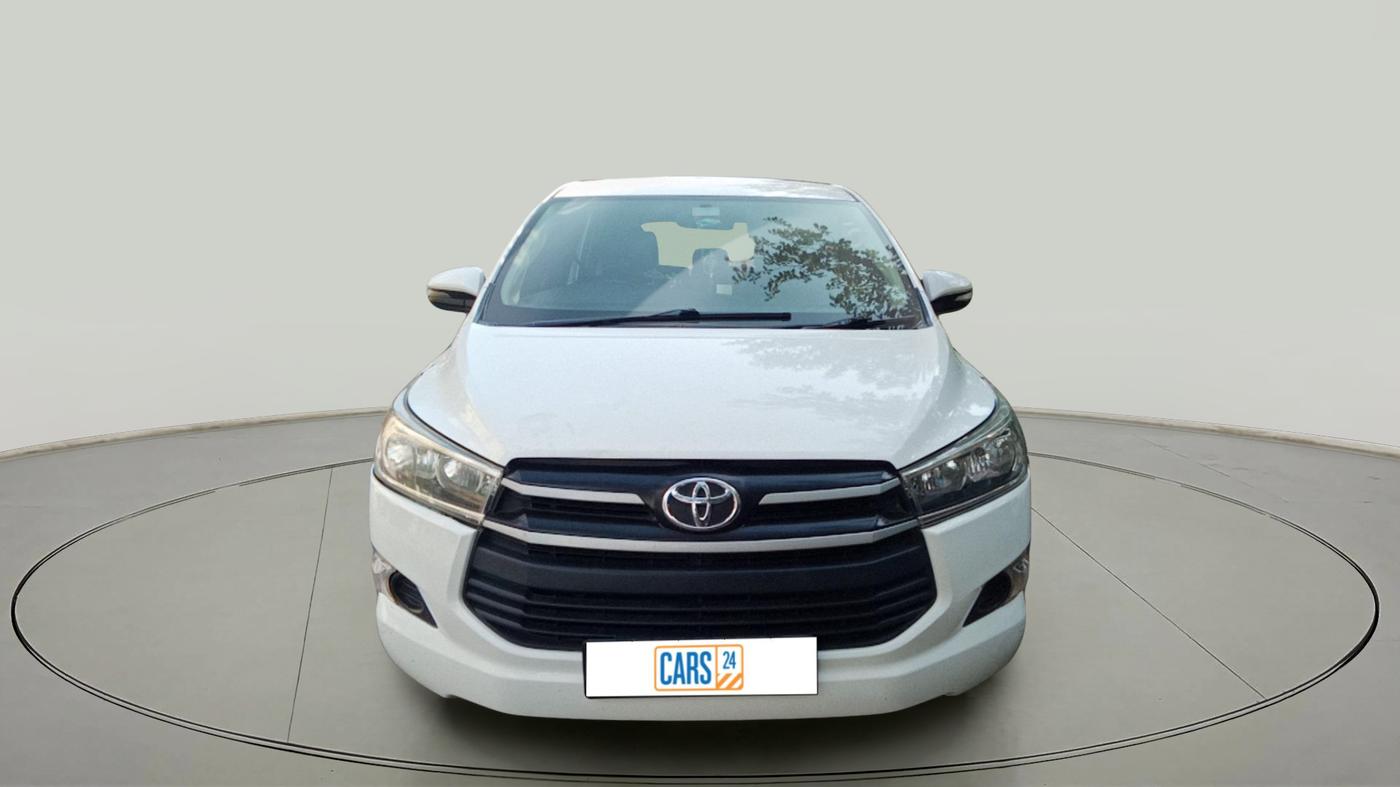 2017 Toyota Innova Crysta 2.4 G 8 STR, Diesel, Manual, 1,52,969 km, exterior