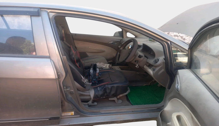 2013 Chevrolet Sail UVA 1.3 LS, Diesel, Manual, 1 km, interior