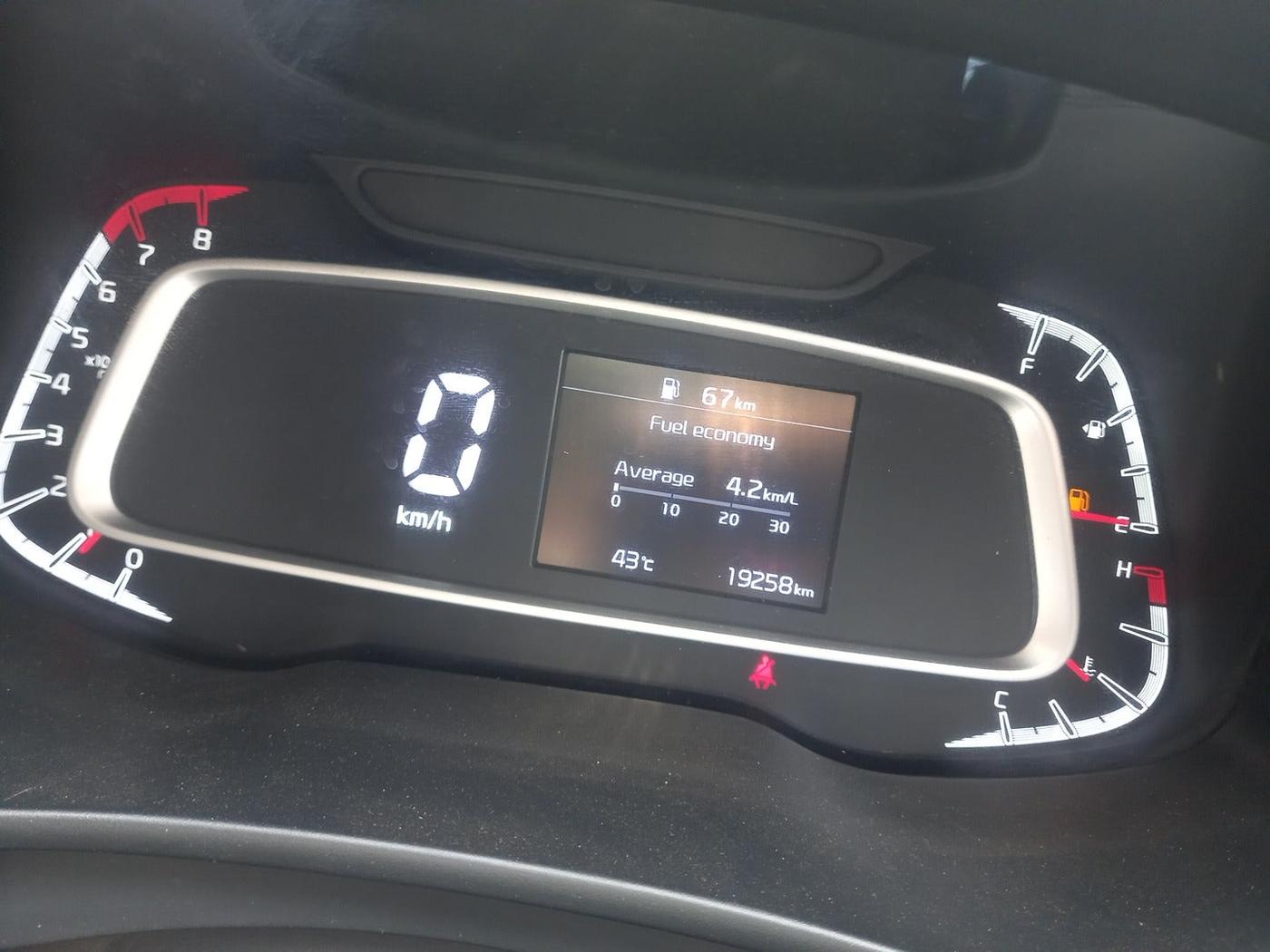 2023 KIA SONET HTK PLUS 1.2, Petrol, Manual, 19,258 km, interior